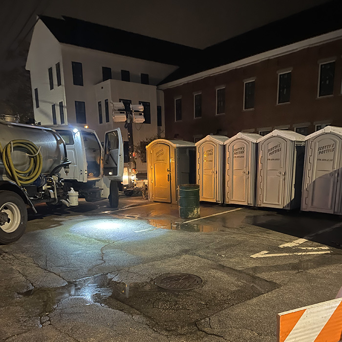 Reliable Portable Toilets for NH Construction Sites